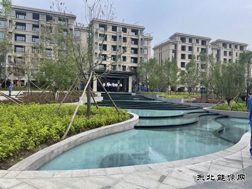 抚矿集团房地产公司：浑河城·七方块项目完成主体结构封顶