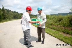 兴凯湖电业局：局工会开展防暑降温慰问活动