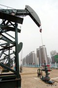 英媒关注中石油中石化减产：借机淘汰落后产能