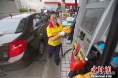 国内成品油价格战：多地加油站油价降幅远超国标