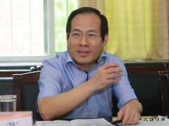 铜川矿业公司党委书记、执行董事王蓬到下石节矿慰问调研