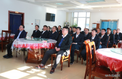 兴凯湖电业局：组织全局干部职工集中收听收看党的十九大盛况