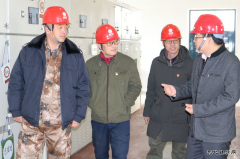 兴凯湖电业局：陈殿军局长深入兴凯湖供电旭升变现场指导春检
