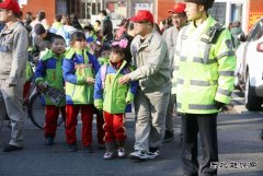 大唐绥化热电有限公司：开展学雷锋志愿服务 用心搭建“爱心”桥