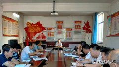 中心社区：新班子、新举措、树立服务新形象