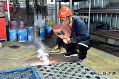 潞安集团李村煤矿：制作三级过滤水篦 筑牢井下排水“防御工事”