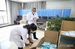 潞宁煤业：硬核福利！免费为职工发放口罩防疫物资储备充足