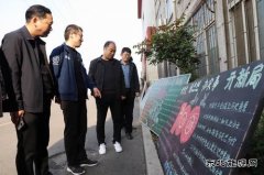 义煤千秋煤矿：党史学习教育板报“画”心声