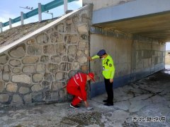 富蕴执法大队联合多部门对公路桥梁、隧道、涵洞开展全面“体检”