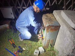 连夜抢修 为北极村提供电力保障