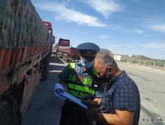 阿勒泰执法支队富蕴执法大队：加强执法联动，护航平安公路