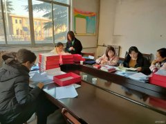 蒲白中心社区：“互检互评”让党支部标准化工作再上新台阶