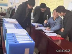 蒲白煤矿运营公司：为基层党支部“指点迷津” 促使党建工作上台