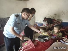 北屯执法大队与社区共驻共建 为留守、残障儿童送温暖