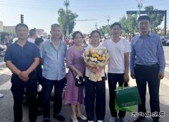 蒲白矿业技校联合工会：鲜花送考生 关怀暖人心