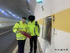 布尔津执法大队切实做好预防雪崩、洪水灾害各项工作