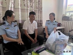 哈巴河执法大队：情系驻村干部 双节慰问暖人心
