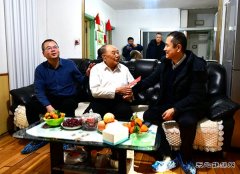 黑龙江水电总厂：节前走访慰问离退休老党员活动