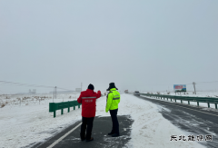 ：Ｖ捶ù蠖诱椒缪 保畅通 守护“平安路”