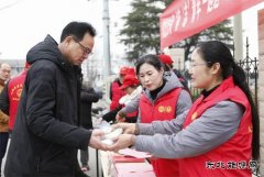 淮北双龙公司：巾帼志愿服务与“雷锋”同行 让“春”满矿区