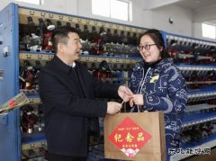 淮北双龙公司：情暖“三八”节  让安全相伴 幸福同行