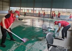 云南省交通执法局西双版纳支队：爱在雷锋月  情暖三八节
