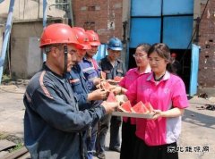 淮北双龙公司：清凉送一线 齐心保安全