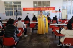 冀中CQ9电子峰峰集团工会文工团“庆新春保安全”慰问演出进一线