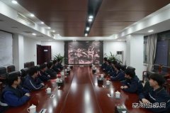 中煤新集公司利辛矿业团委：传承雷锋精神 激扬青春力量