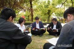 中煤新集公司利辛矿业工会：书香四溢 共赴阅读之约